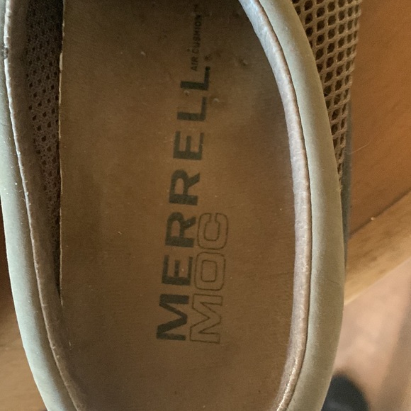 MERRELL. Slip ons.  Size 8. Green. And so comfy - Picture 7 of 7
